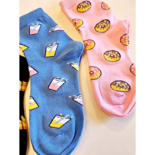 Divatos, mintás zoknik lányoknak 