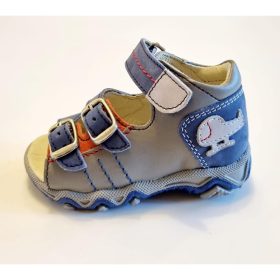 Linea szandál Budapesten 