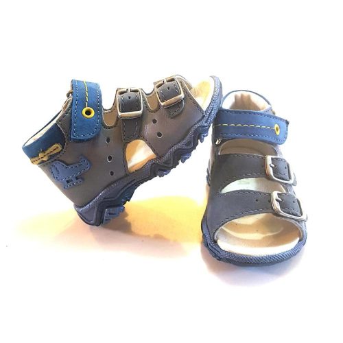 linea szandál fiúknak