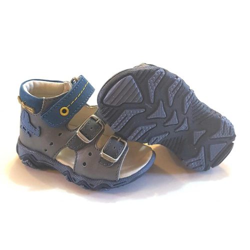 linea szandál fiúknak