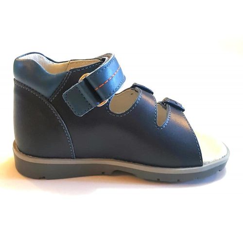 linea supinált szandál fiuknak